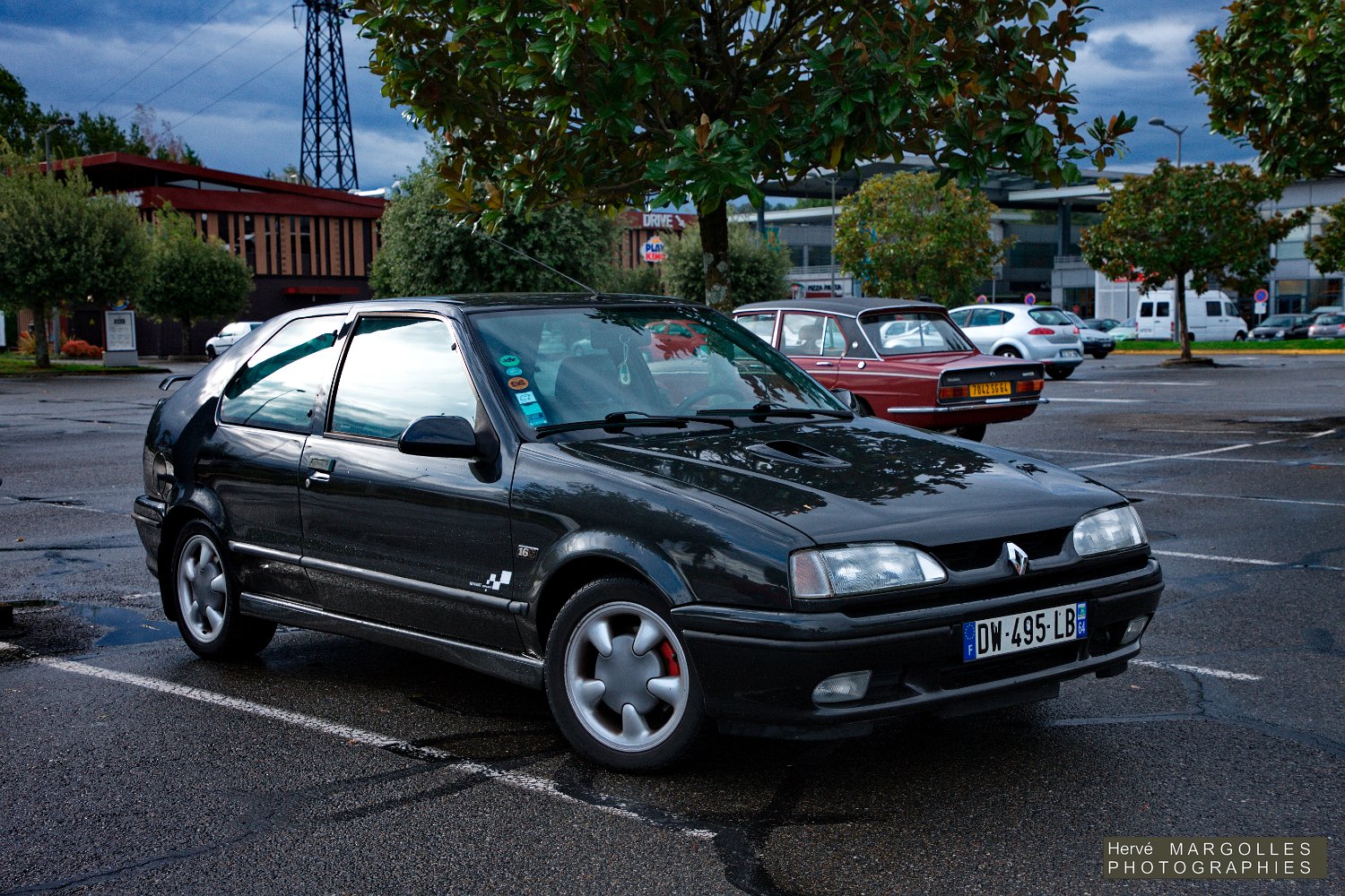 Renault 19 16S-01.jpg
